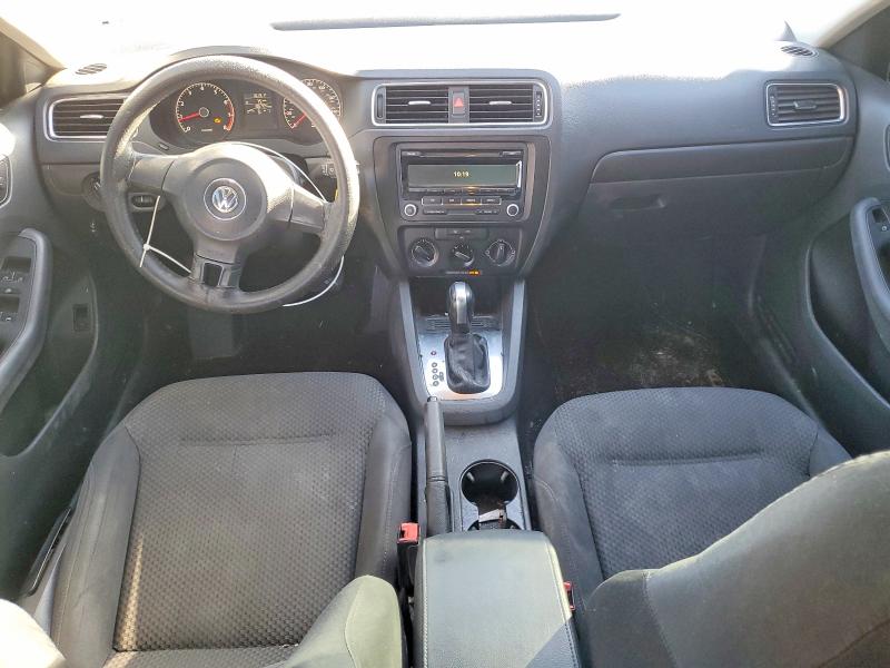 Photo 8 from auction – 2014 VOLKSWAGEN JETTA BASE with VIN 3VW2K7AJ1EM395486