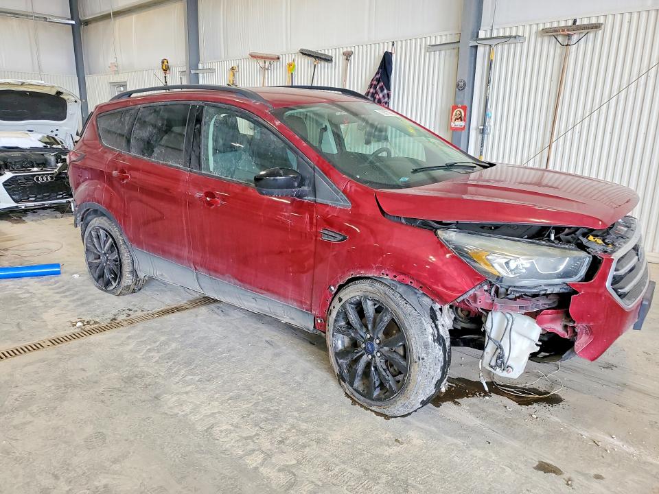 Photo 4 from auction – 2017 FORD ESCAPE with VIN 1FMCU9GD6HUA32160