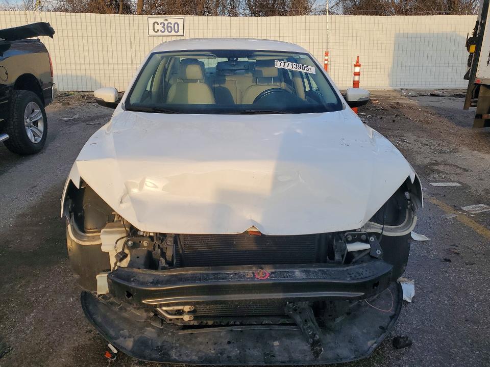Photo 5 from auction – 2012 VOLKSWAGEN PASSAT with VIN 1VWBH7A33CC076671