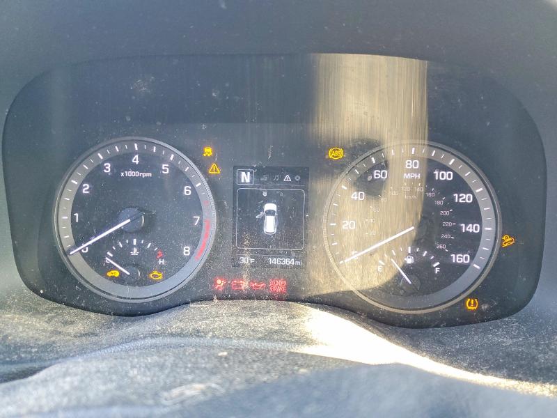 Photo 9 from auction – 2017 HYUNDAI TUCSON with VIN KM8J33A27HU560692