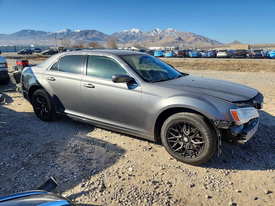 Photo 4 from auction – 2011 CHRYSLER 300 with VIN 2C3CA4CG0BH514377