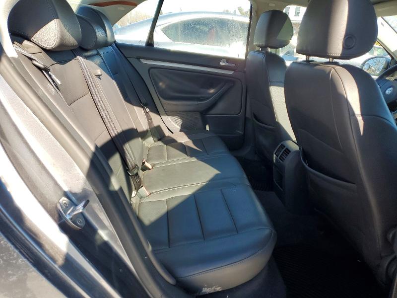 Photo 10 from auction – 2006 VOLKSWAGEN JETTA with VIN 3VWSG71K06M703355