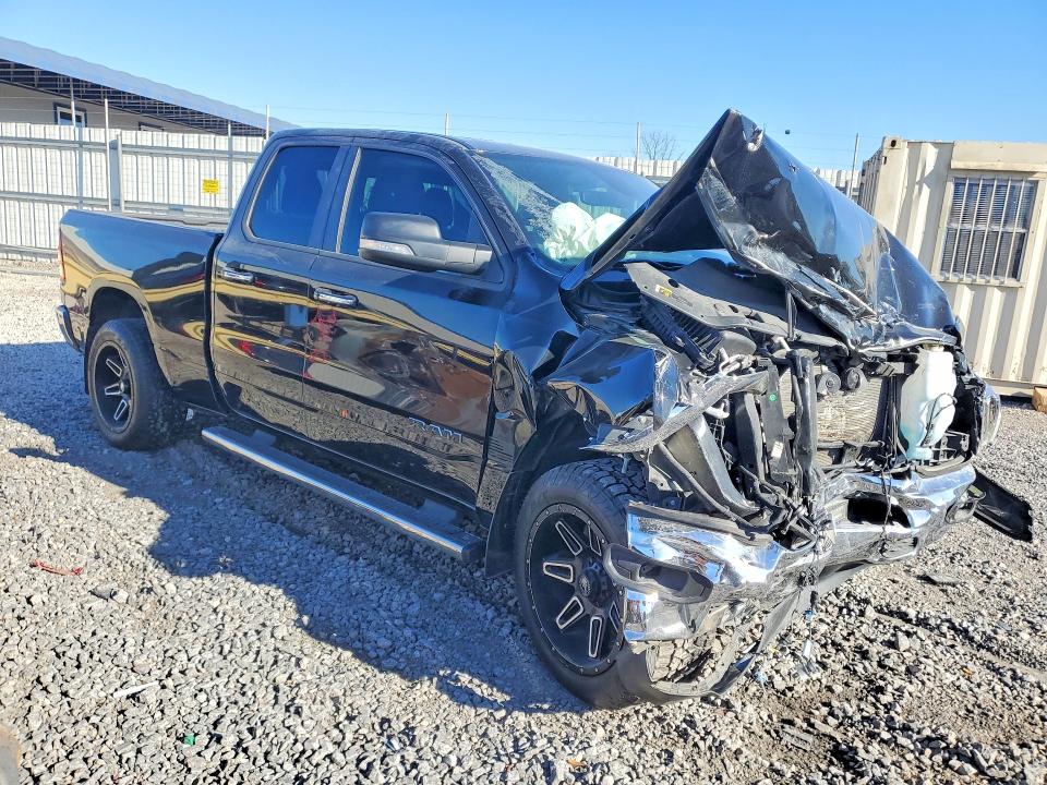 Photo 4 from auction – 2019 RAM 1500 with VIN 1C6RREBT7KN884050