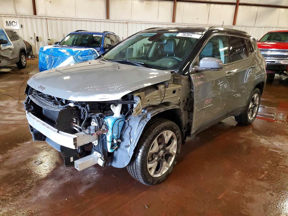 JEEP COMPASS 2019 with VIN 3C4NJDCB8KT673907 - Photo from auction