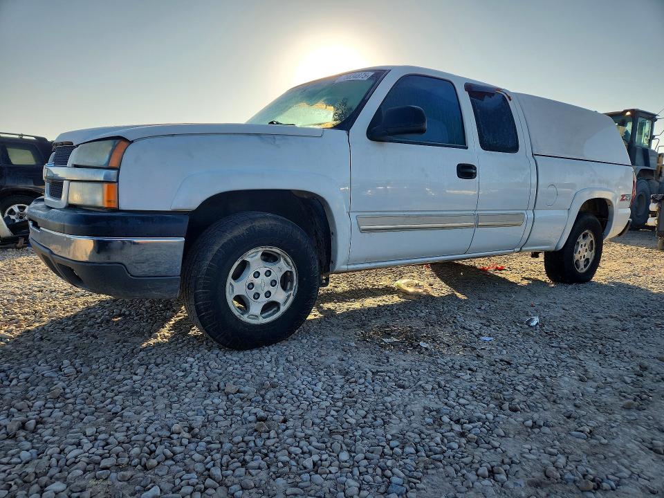 CHEVROLET SILVERADO 2004 with VIN 1GCEK19T84E281069 - Photo from auction