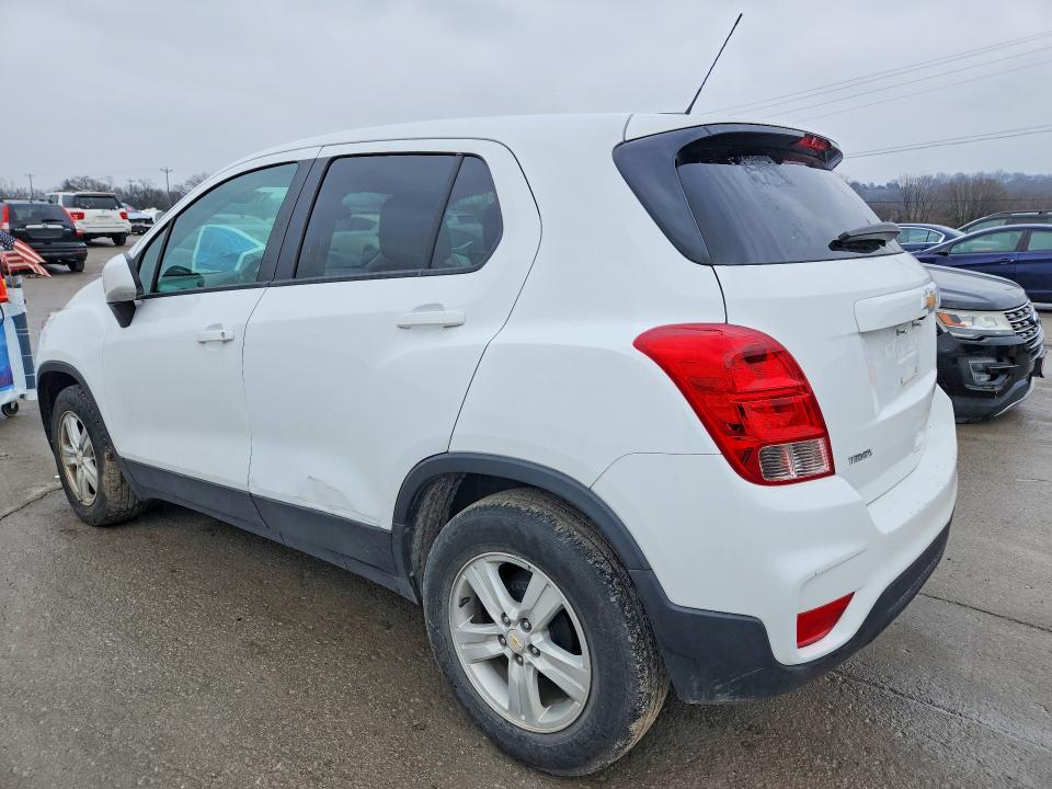 Photo 2 from auction – 2020 CHEVROLET TRAX LS with VIN KL7CJKSB5LB050256