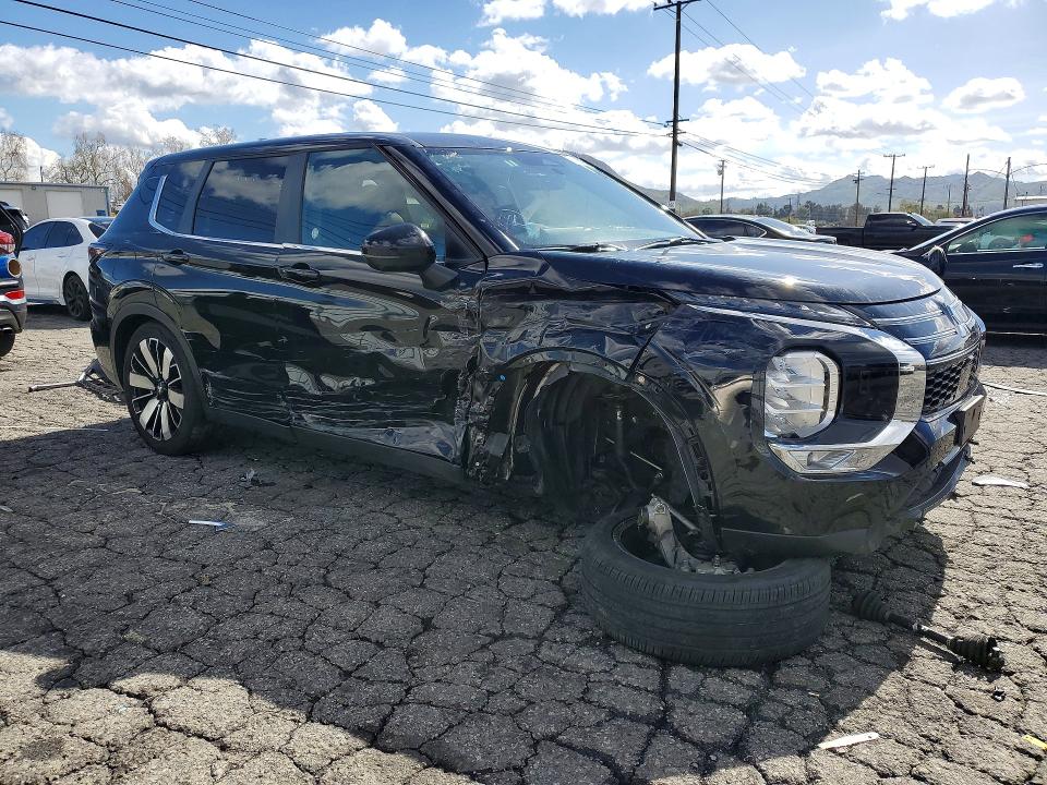 Photo 4 from auction – 2025 MITSUBISHI OUTLANDER with VIN JA4J4VA8XSZ017536
