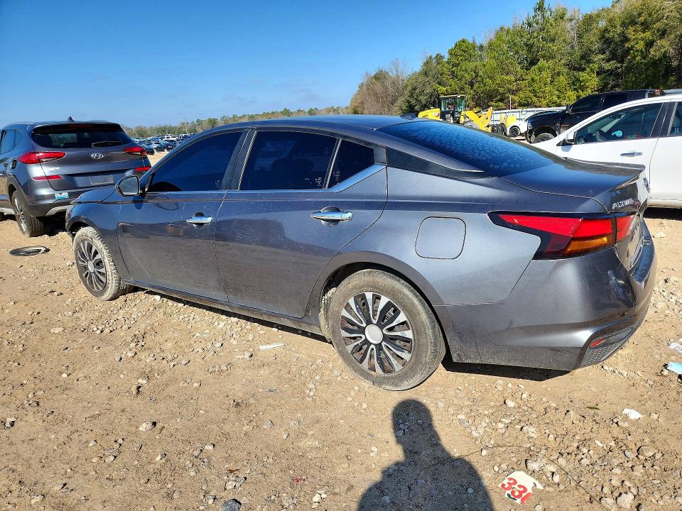 Photo 2 from auction – 2019 NISSAN ALTIMA with VIN 1N4BL4BV6KC230021