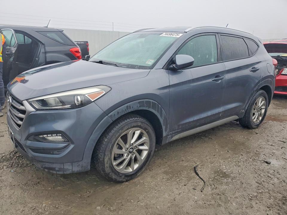 HYUNDAI TUCSON 2017 with VIN KM8J3CA44HU261985 - Photo from auction