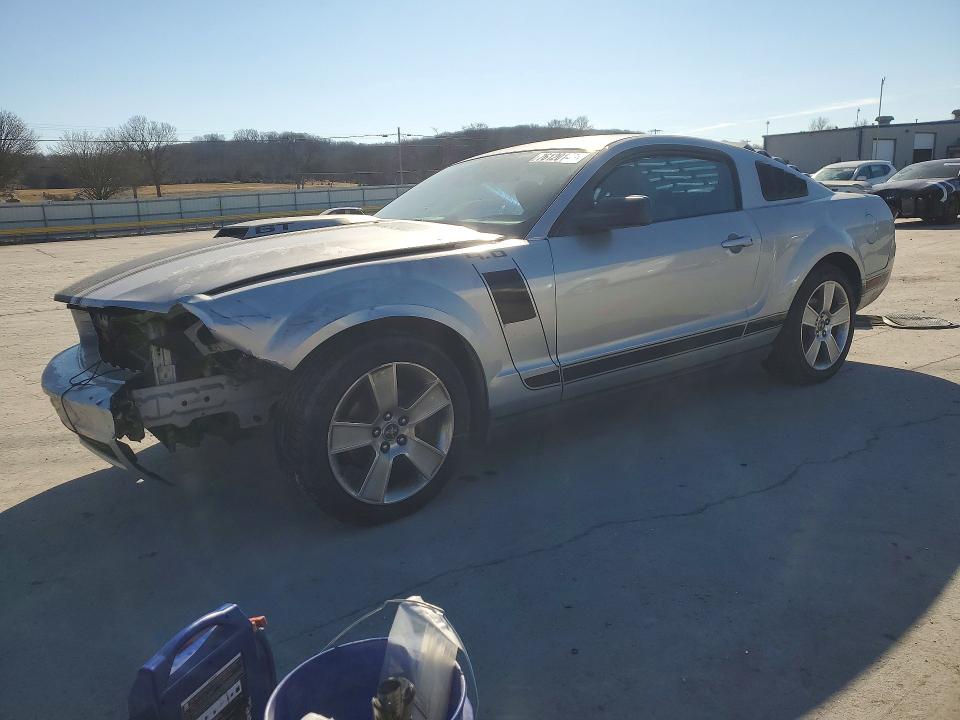FORD MUSTANG 2007 with VIN 1ZVFT80NX75244146 - Photo from auction