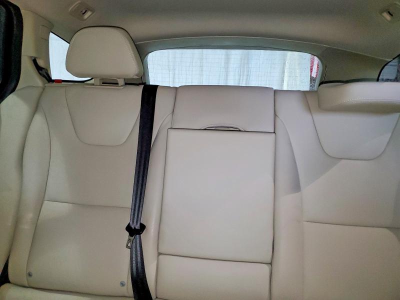 Photo 10 from auction – 2015 VOLVO V60 PREMIE with VIN YV126MEBXF1190525