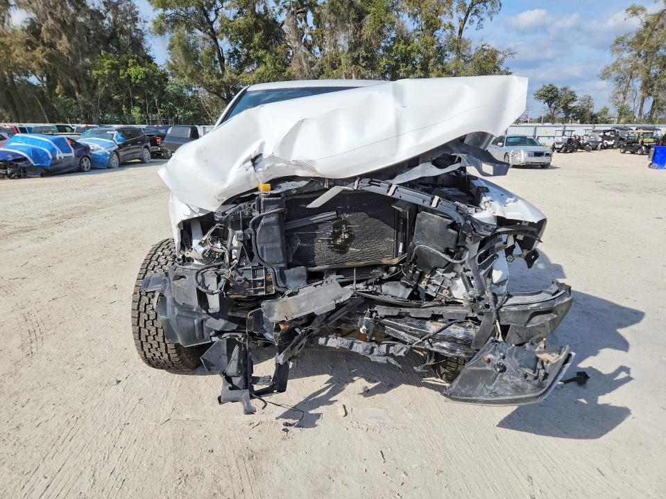 Photo 5 from auction – 2018 RAM 1500 with VIN 1C6RR7UT2JS196532