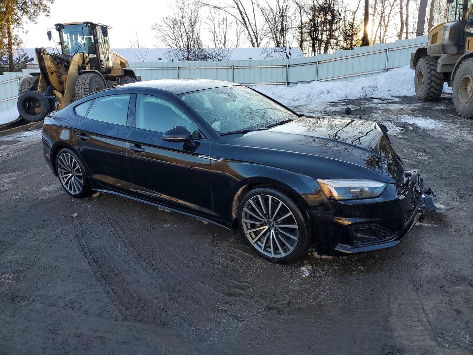 Photo 4 from auction – 2022 AUDI A5 with VIN WAUCBCF57NA027156