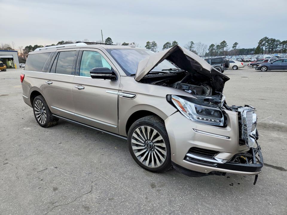 Photo 4 from auction – 2019 LINCOLN NAVIGATOR with VIN 5LMJJ3LT3KEL07721