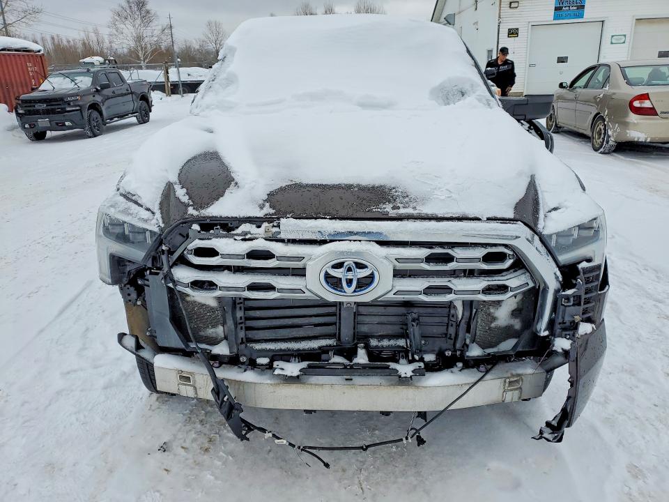 Photo 5 from auction – 2023 TOYOTA TUNDRA with VIN 5TFMC5DB0PX023832