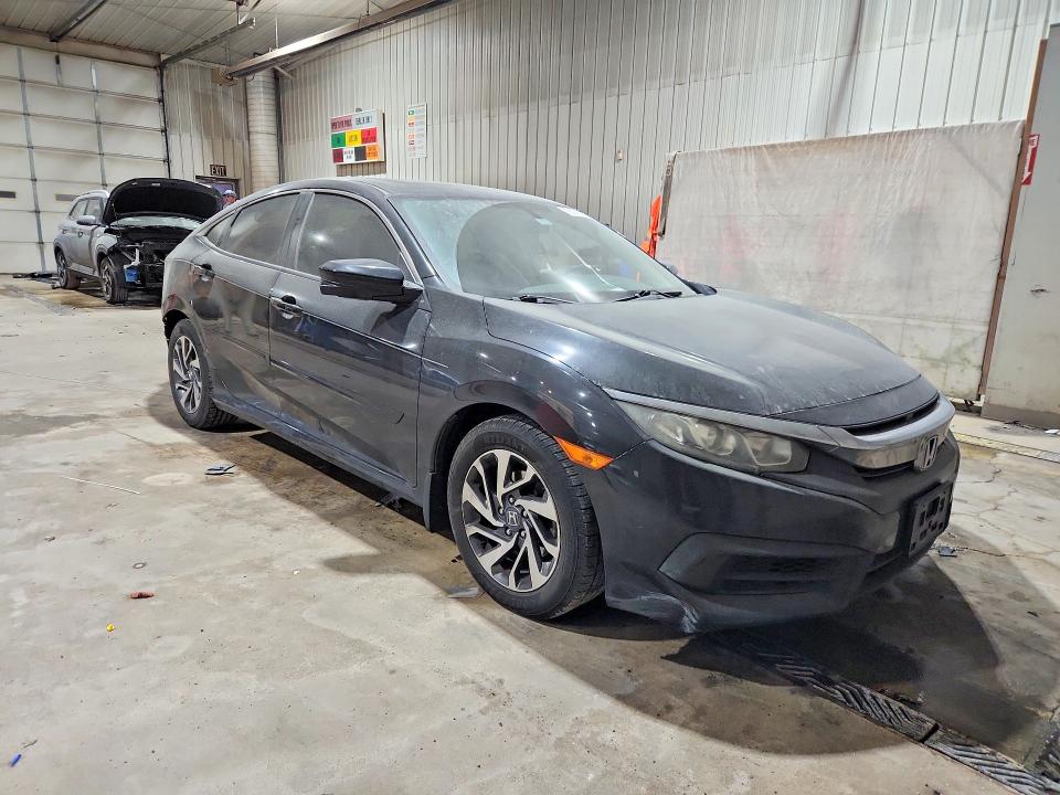 Photo 4 from auction – 2016 HONDA CIVIC EX with VIN 2HGFC2F72GH506843