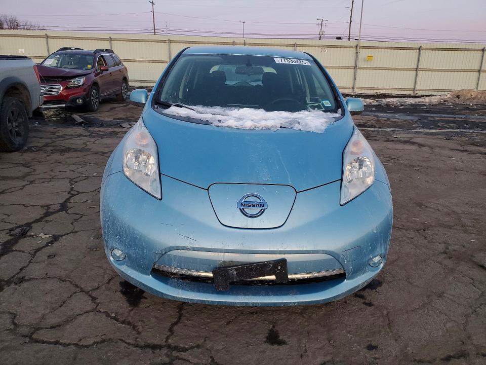 Photo 5 from auction – 2015 NISSAN LEAF with VIN 1N4AZ0CP2FC315298