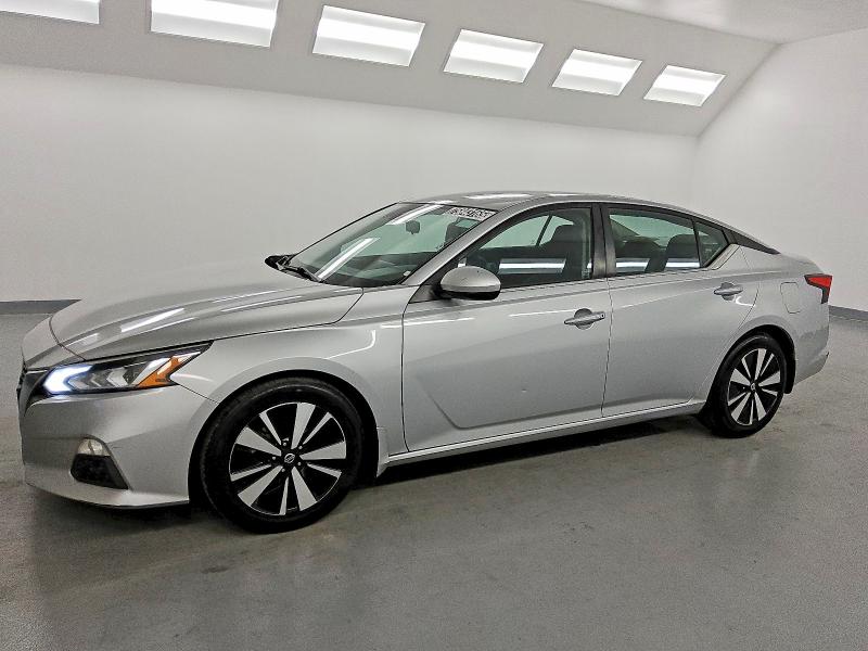 NISSAN ALTIMA SV 2022 with VIN 1N4BL4DV7NN322471 - Photo from auction
