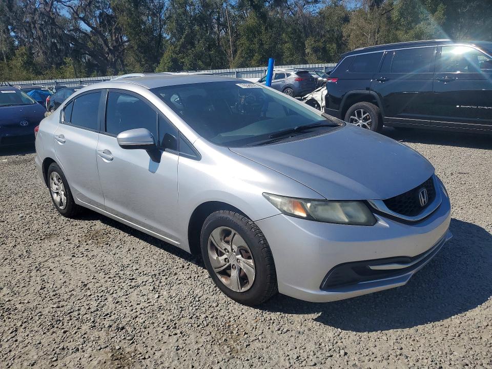 Photo 4 from auction – 2014 HONDA CIVIC LX with VIN 19XFB2F50EE256379