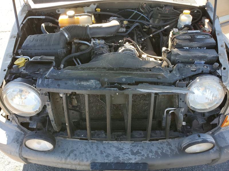 Photo 12 from auction – 2005 JEEP LIBERTY with VIN 1J4GL38K95W526655