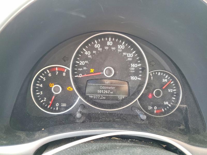 Photo 9 from auction – 2012 VOLKSWAGEN BEETLE with VIN 3VWJP7AT1CM665165