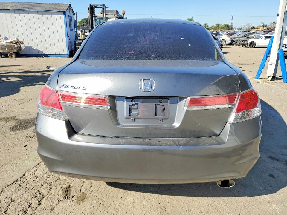 Photo 6 from auction – 2012 HONDA ACCORD with VIN 1HGCP2F37CA165193