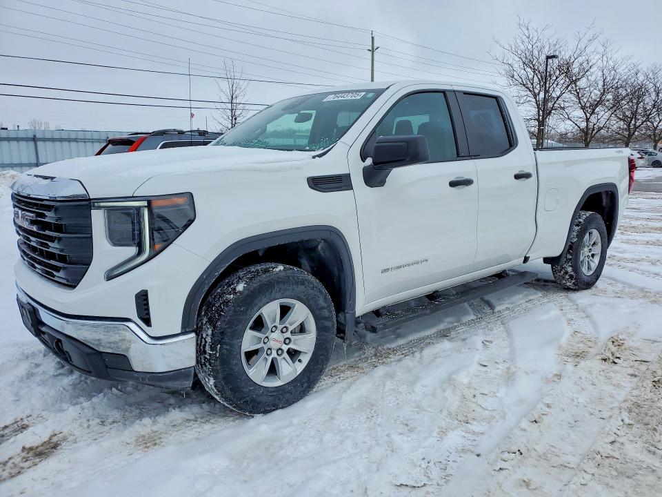 GMC SIERRA 2023 with VIN 1GTRUAED0PZ320261 - Photo from auction