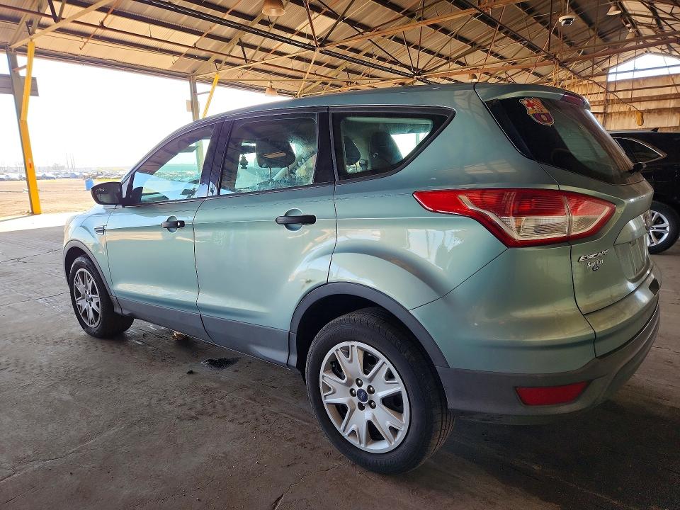 Photo 2 from auction – 2013 FORD ESCAPE with VIN 1FMCU0F74DUB40259