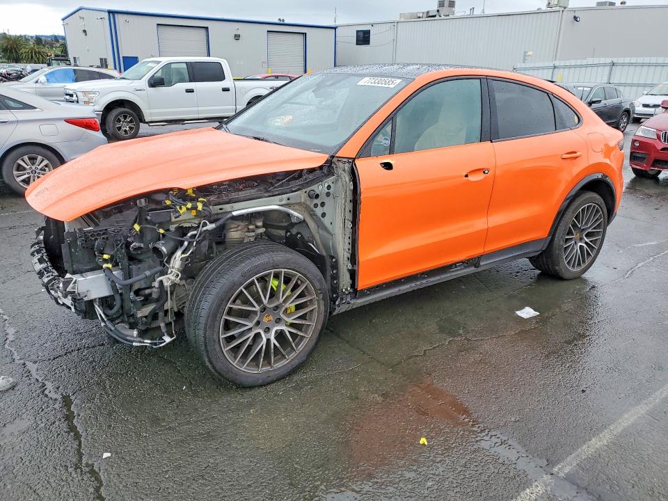 PORSCHE CAYENNE E 2022 with VIN WP1BE2AY3NDA51498 - Photo from auction