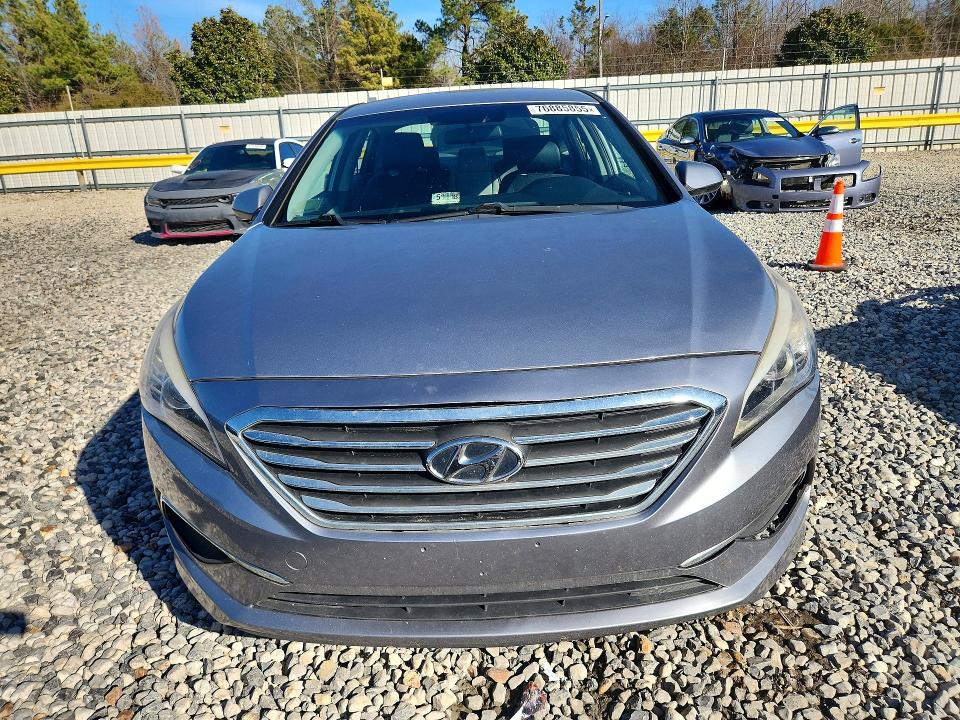 Photo 5 from auction – 2015 HYUNDAI SONATA SE with VIN 5NPE24AFXFH149229