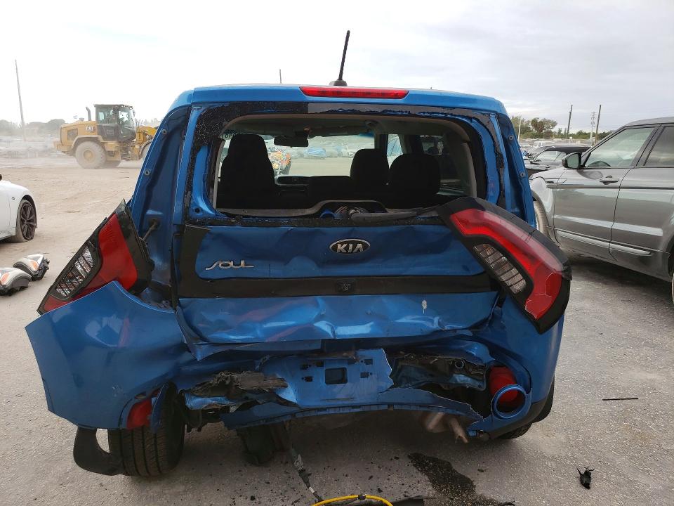Photo 6 from auction – 2018 KIA SOUL with VIN KNDJP3A59J7571636