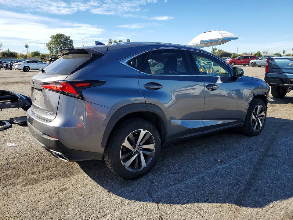 Photo 3 from auction – 2018 LEXUS NX with VIN JTJYARBZ3J2116649