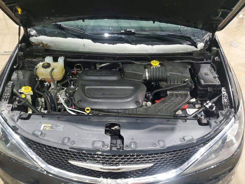 Photo 12 from auction – 2021 CHRYSLER VOYAGER LX with VIN 2C4RC1DG1MR533384