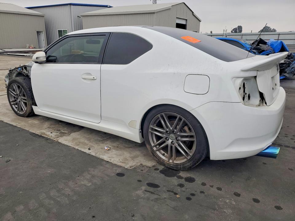 Photo 2 from auction – 2012 TOYOTA SCION TC with VIN JTKJF5C78C3036328