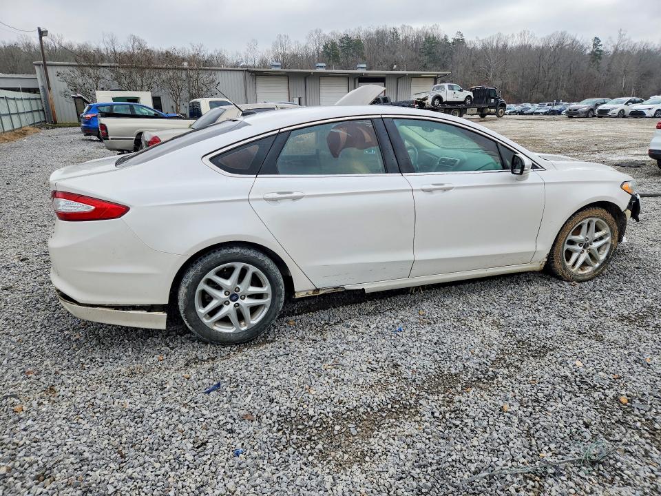 Photo 3 from auction – 2015 FORD FUSION with VIN 3FA6P0HDXFR207149