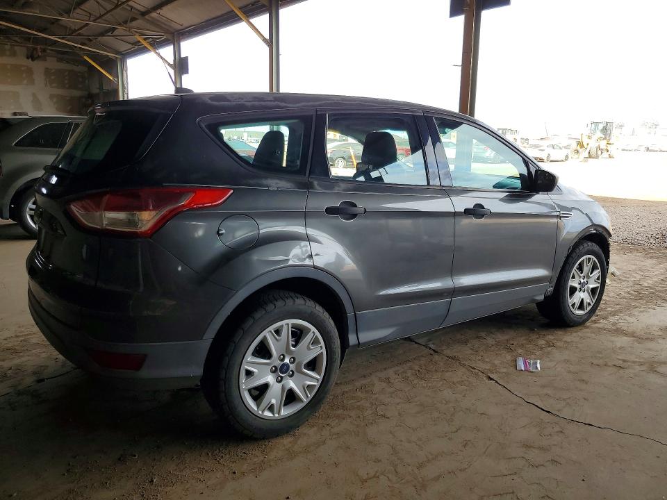 Photo 3 from auction – 2016 FORD ESCAPE S with VIN 1FMCU0F70GUA12153