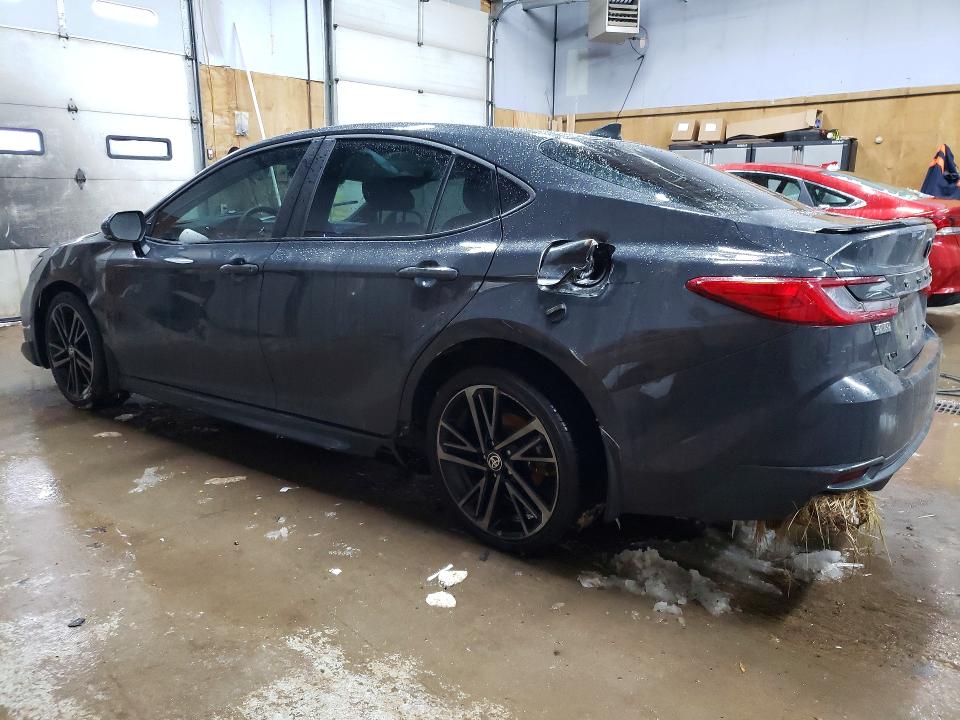 Photo 2 from auction – 2025 TOYOTA CAMRY with VIN 4T1DAACK9SU020157