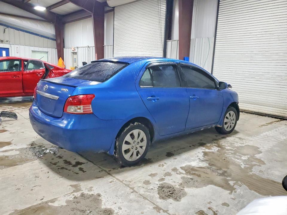Photo 3 from auction – 2010 TOYOTA YARIS with VIN JTDBT9K37A4076594