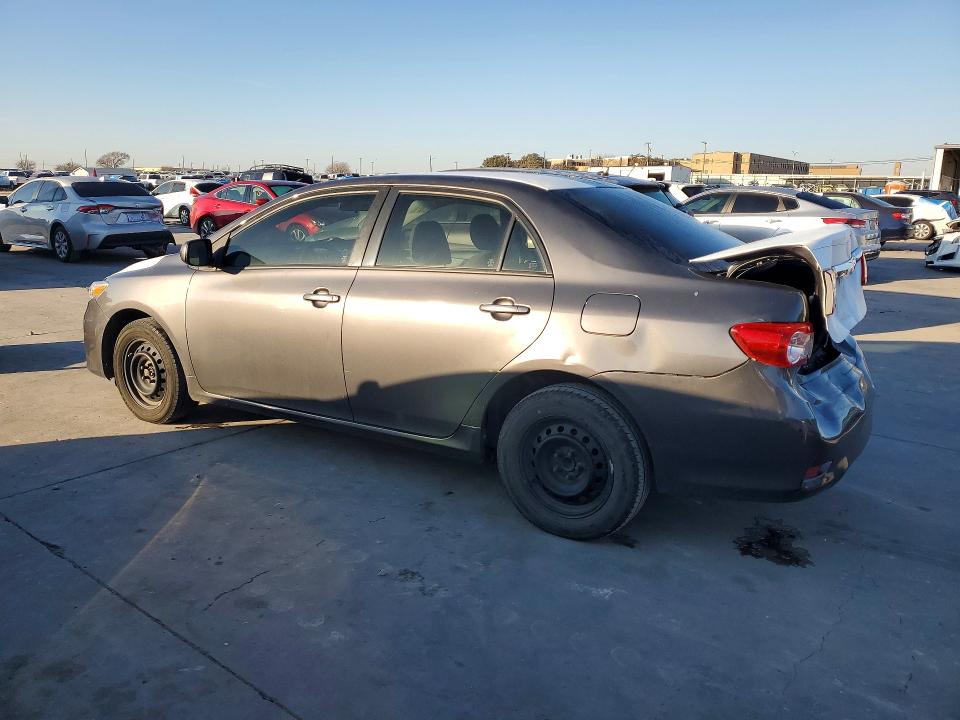 Photo 2 from auction – 2011 TOYOTA COROLLA with VIN JTDBU4EE3BJ107193