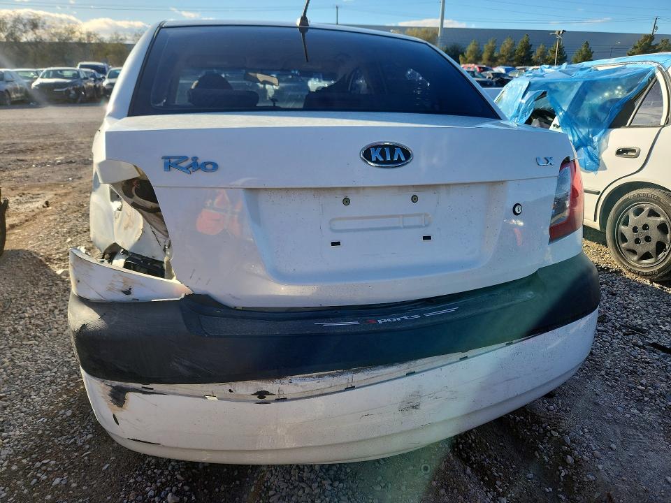 Photo 6 from auction – 2008 KIA RIO with VIN KNADE123186316187