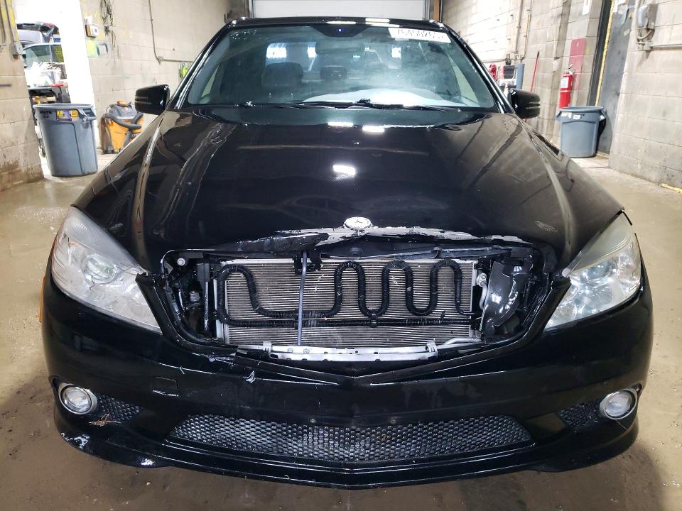 Photo 5 from auction – 2010 MERCEDES-BENZ C with VIN WDDGF8BBXAR100104
