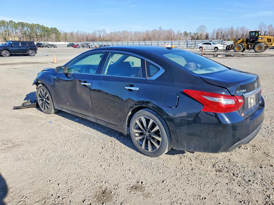 Photo 2 from auction – 2018 NISSAN ALTIMA with VIN 1N4AL3AP4JC268970