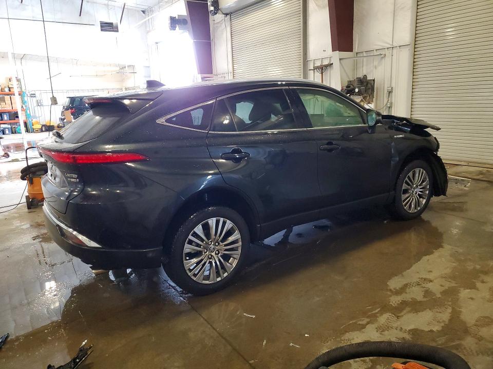 Photo 3 from auction – 2021 TOYOTA VENZA LE with VIN JTEAAAAH8MJ004837