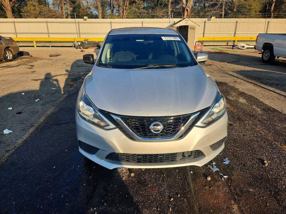 Photo 5 from auction – 2018 NISSAN SENTRA with VIN 3N1AB7AP3JL653027