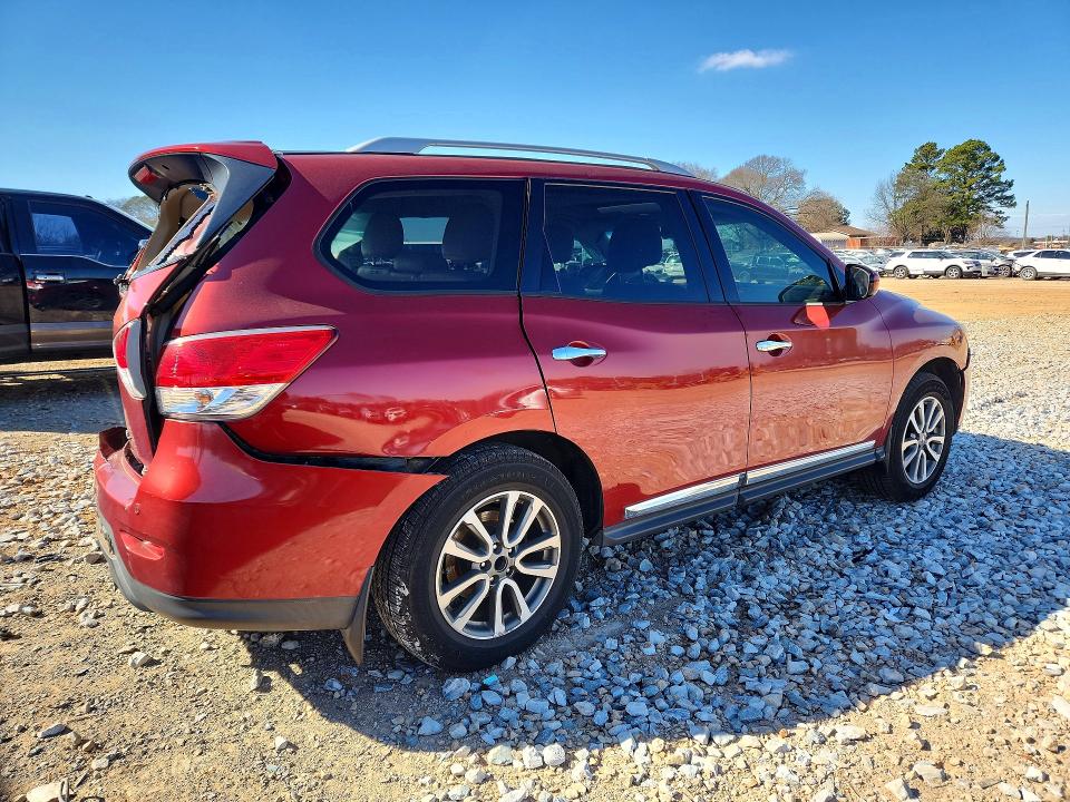Photo 3 from auction – 2013 NISSAN PATHFINDER with VIN 5N1AR2MN8DC643692