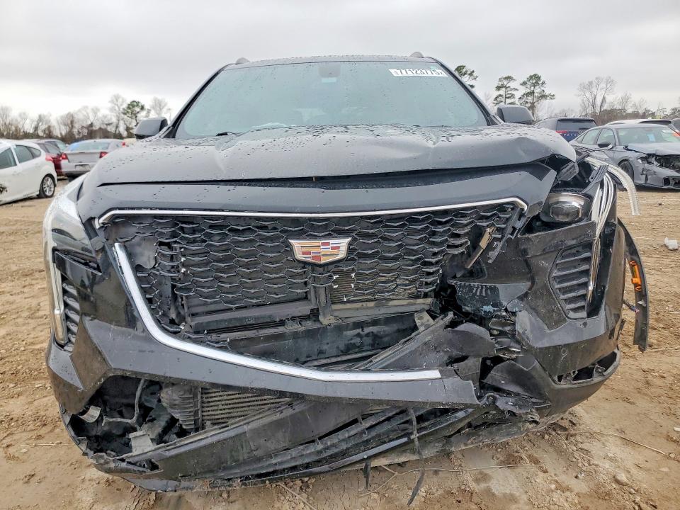 Photo 5 from auction – 2019 CADILLAC XT4 SPORT with VIN 1GYFZER45KF192576