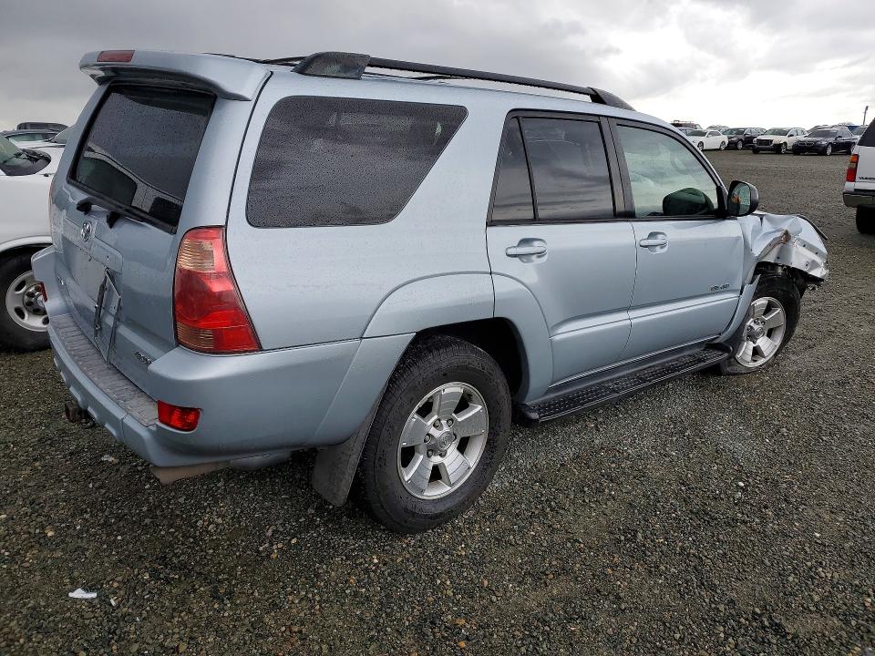 صورة رقم 3 من المزاد - 2004 TOYOTA 4RUNNER SR مع VIN JTEBU14R240044479