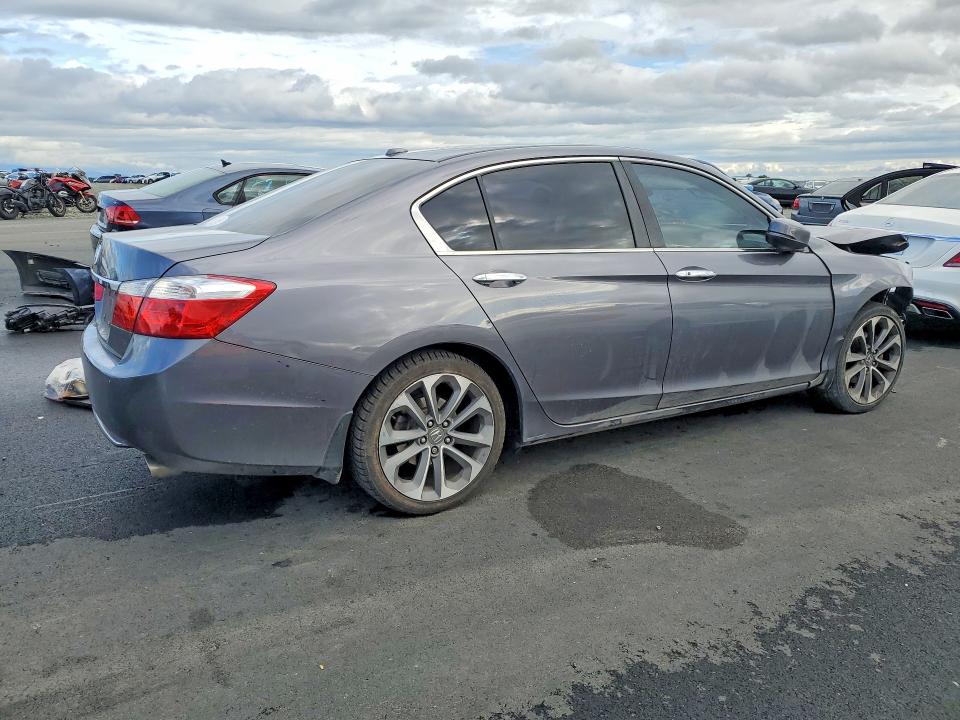 Photo 3 from auction – 2014 HONDA ACCORD with VIN 1HGCR2F86EA058130