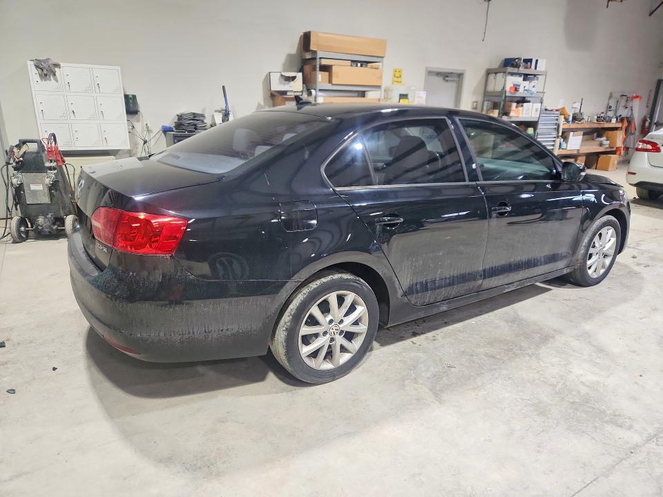 Photo 3 from auction – 2012 VOLKSWAGEN JETTA with VIN 3VWDX7AJ7CM126044