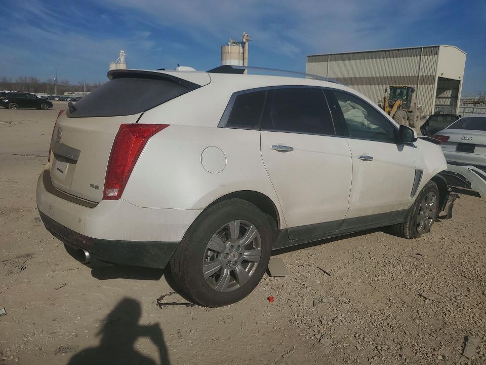 Photo 3 from auction – 2016 CADILLAC SRX with VIN 3GYFNBE39GS535822